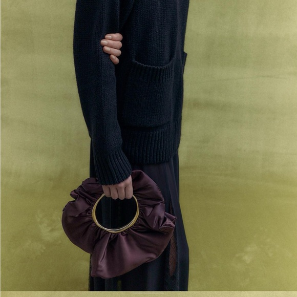 ZARA EGGPLANT SATIN EFFECT BUCKET CLUTCH BAG - Picture 2 of 4